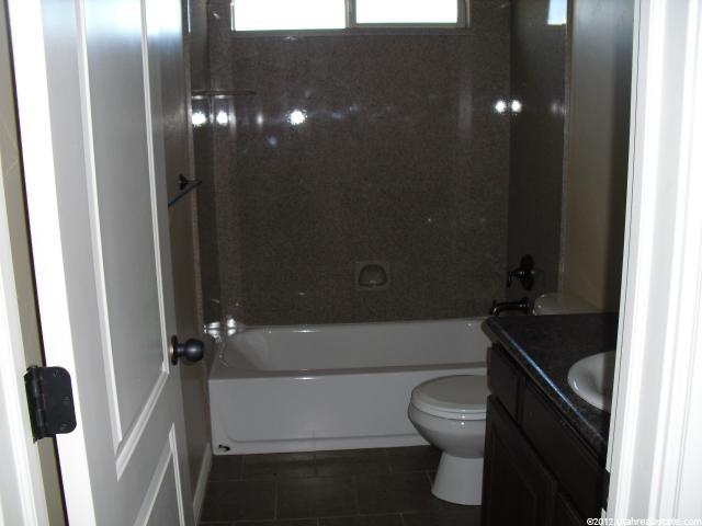 404 N 700 W, Vernal, UT 84078 — photo 6