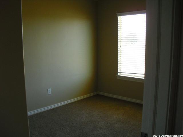 404 N 700 W, Vernal, UT 84078 — photo 8