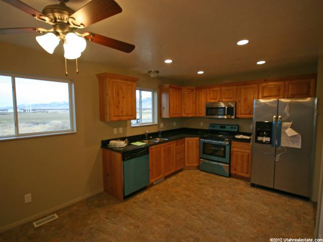 1085 W 2450 S, Nibley, UT 84321 — photo 4
