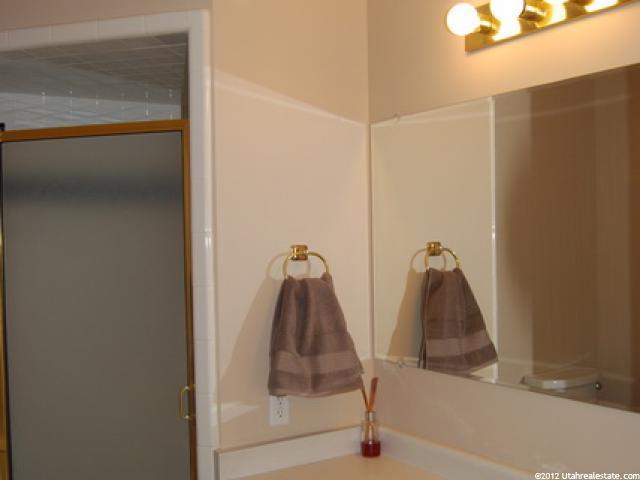 630 S 400 E, Providence, UT 84332 — photo 8
