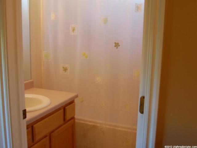 1437 W Silvercreek, Layton, UT 84041 — photo 10