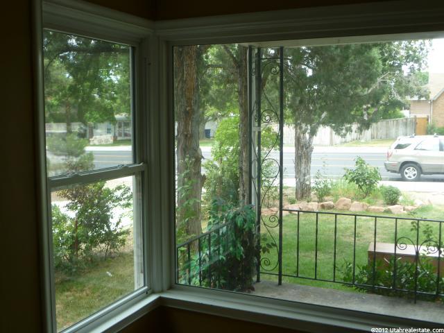1898 E 3900 S, Holladay, UT 84124 — photo 6