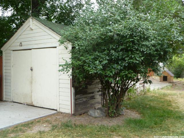 1898 E 3900 S, Holladay, UT 84124 — photo 9