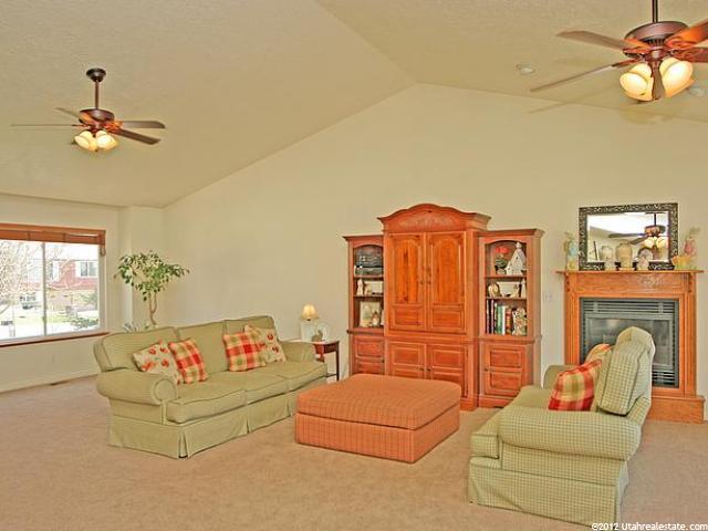 64 S 200 E, Midway, UT 84049 — photo 2