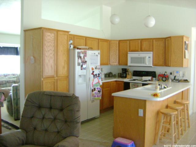 337 E Baker S, Grantsville, UT 84029 — photo 7