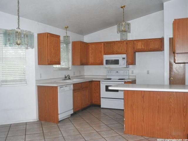 1280 E Hidden Valley Dr S, Sandy, UT 84094 — photo 5