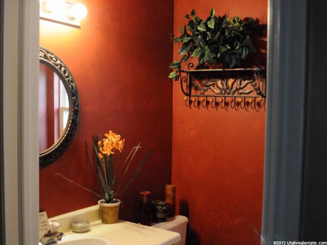 1986 N 100 E, Centerville, UT 84014 — photo 8