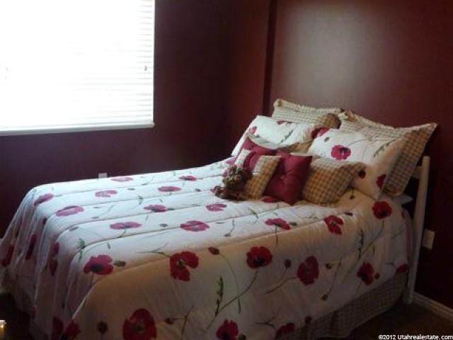 658 E 440 S, Hyrum, UT 84319 — photo 10
