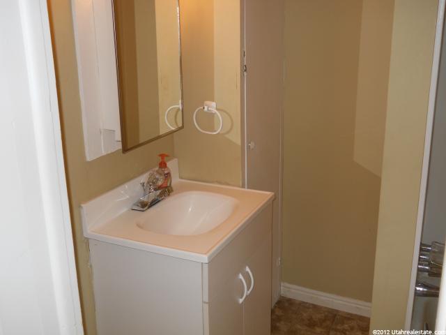 2229 S Jackson E, Ogden, UT 84401 — photo 12