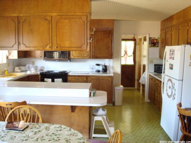 424 E 840 S, St. George, UT 84770 — photo 4