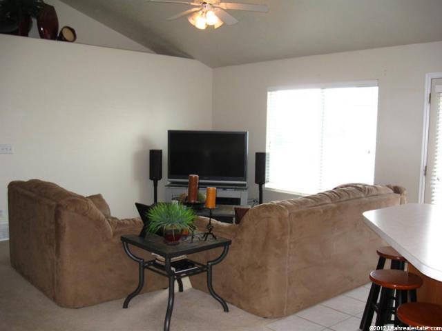 1424 S 1525 W, Syracuse, UT 84075 — photo 2