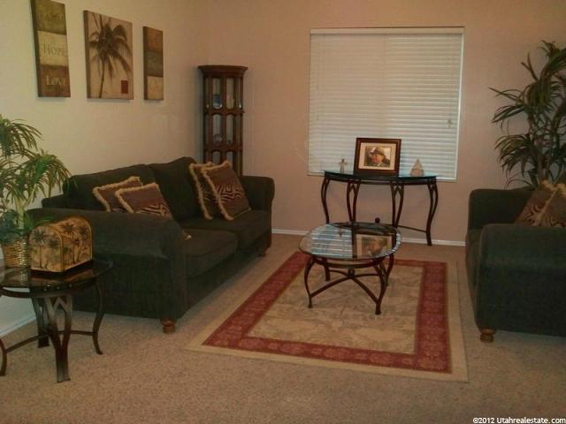 1469 N 2225 W, Clinton, UT 84015 — photo 2