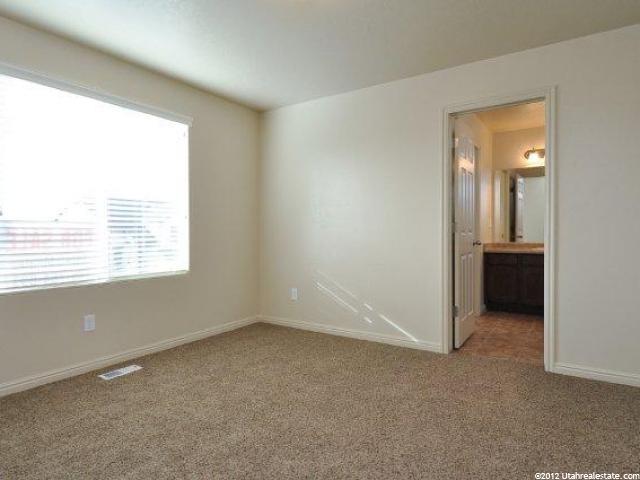 2528 S Laurel St, West Haven, UT 84401 — photo 9
