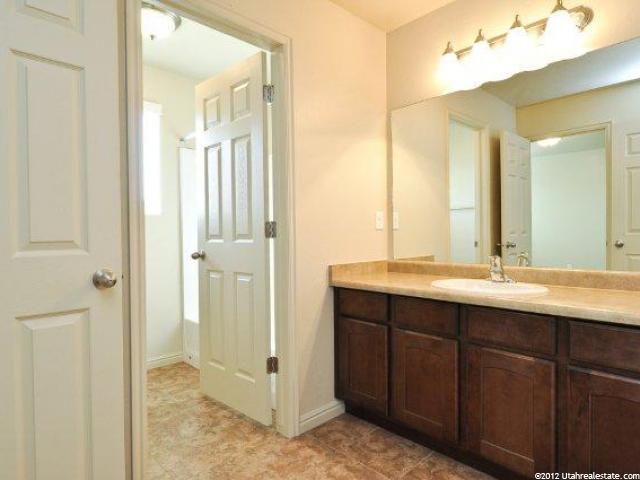 2528 S Laurel St, West Haven, UT 84401 — photo 10
