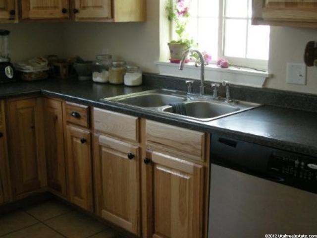 947 N 600 E, Logan, UT 84321 — photo 2