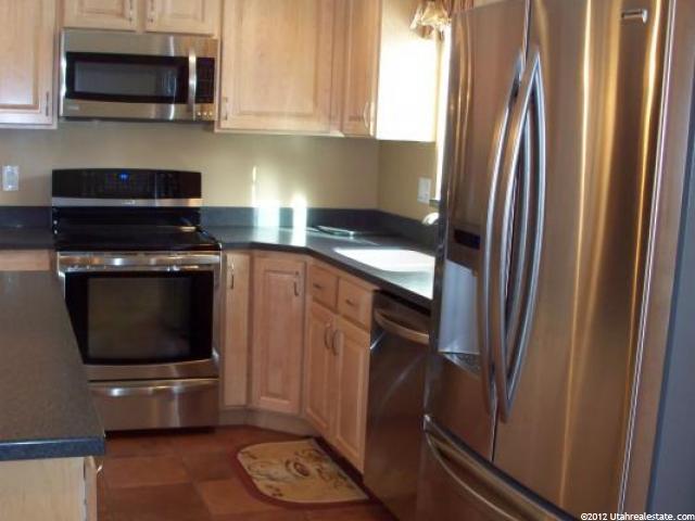487 S 1400 E, Fruit Heights, UT 84037 — photo 8