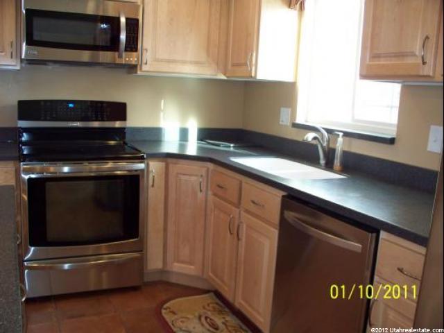487 S 1400 E, Fruit Heights, UT 84037 — photo 9