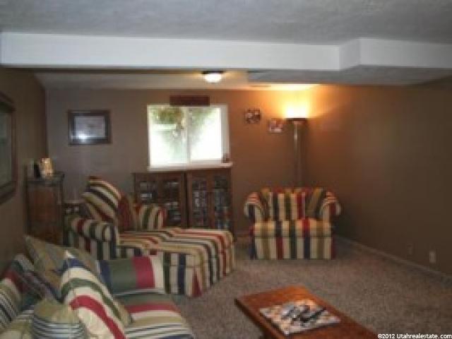 594 W 2050 N, West Bountiful, UT 84087 — photo 11