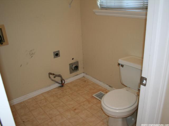 1110 E Avalon Hills Dr N, Ogden, UT 84404 — photo 9