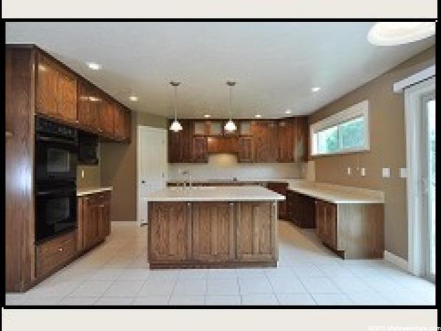 5645 Fox Chase Dr, South Ogden, UT 84403 — photo 11