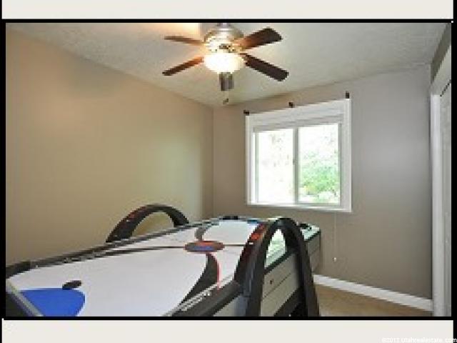 5645 Fox Chase Dr, South Ogden, UT 84403 — photo 4