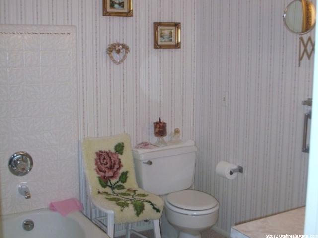 135 E 11000 S, Sandy, UT 84070 — photo 3