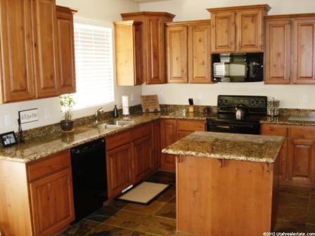 1423 Aberdeen Pl, Syracuse, UT 84075 — photo 5