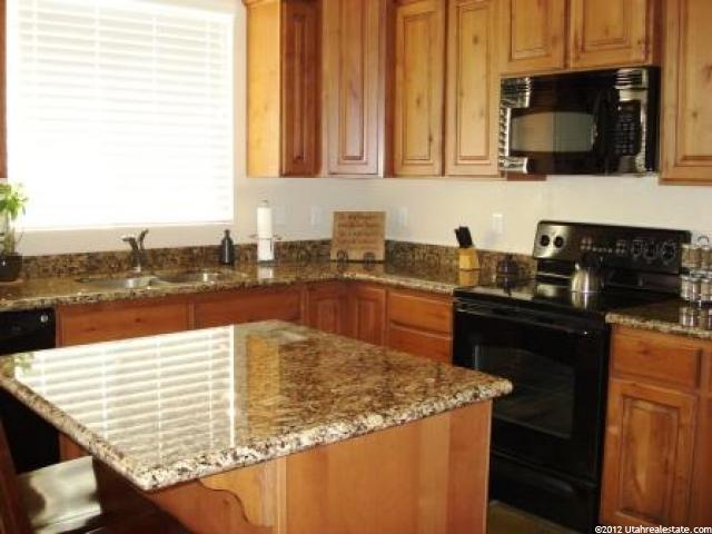 1423 Aberdeen Pl, Syracuse, UT 84075 — photo 6