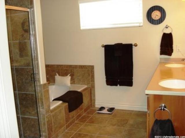 1423 Aberdeen Pl, Syracuse, UT 84075 — photo 9