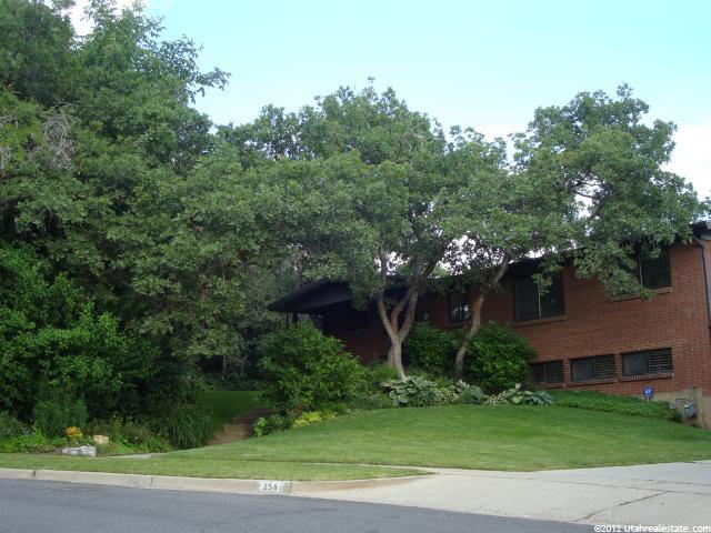 258 E 2300 S, Bountiful, UT 84010 — photo 2