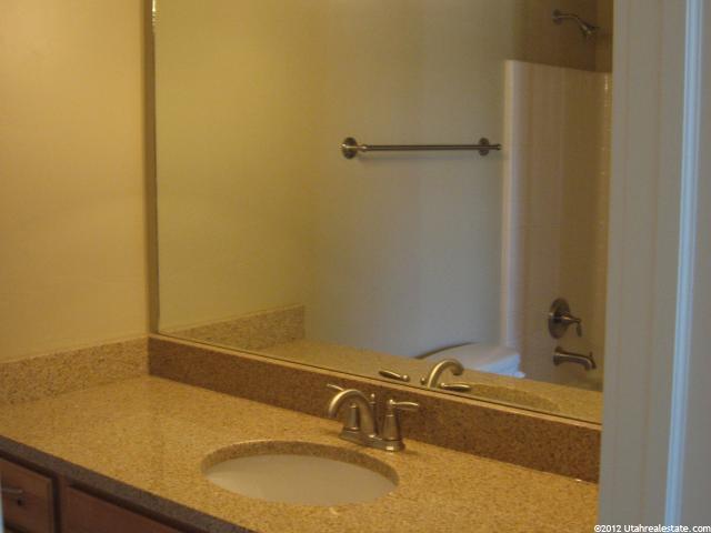 2078 S Orchard Dr E #3, Bountiful, UT 84010 — photo 7