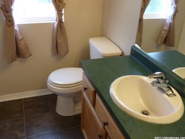 2397 S 225 E, Clearfield, UT 84015 — photo 11