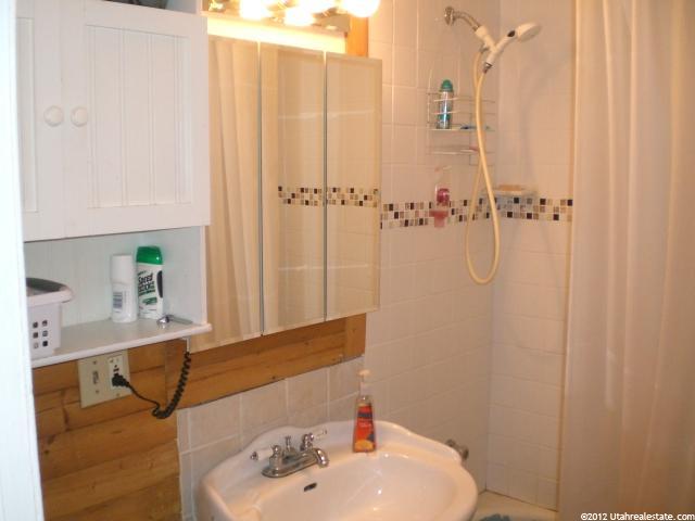 322 W Liberty St, Layton, UT 84041 — photo 9