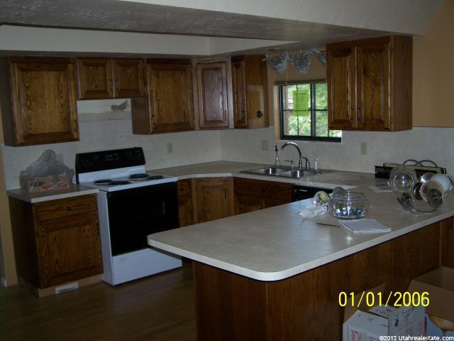 640 W 4050 S, Riverdale, UT 84405 — photo 5
