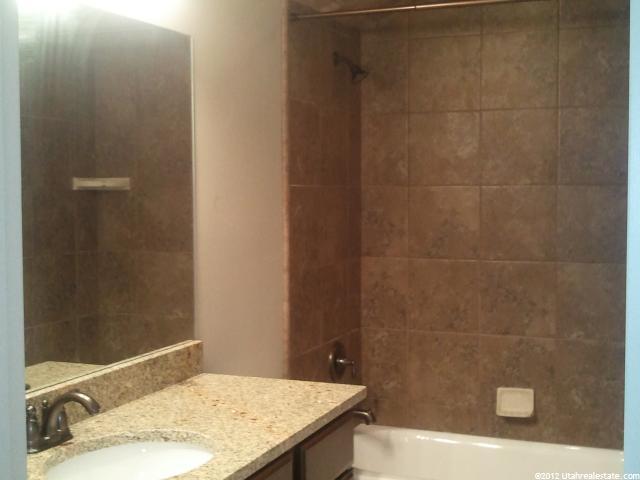 15 Lankshire Dr, Pleasant View, UT 84414 — photo 11
