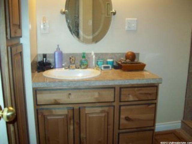 2852 W 6000 S, Roy, UT 84067 — photo 8