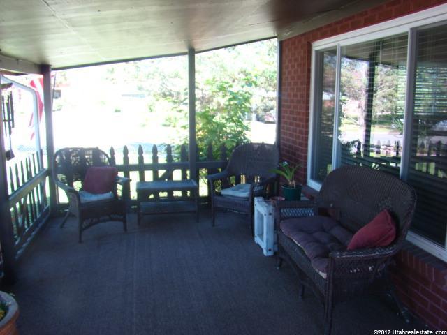 467 W 1875 N, Layton, UT 84041 — photo 2