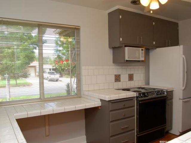 397 E Saunders St, Murray, UT 84107 — photo 7
