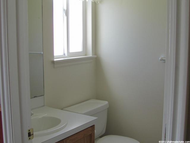 174 W 1275 S, Logan, UT 84321 — photo 8