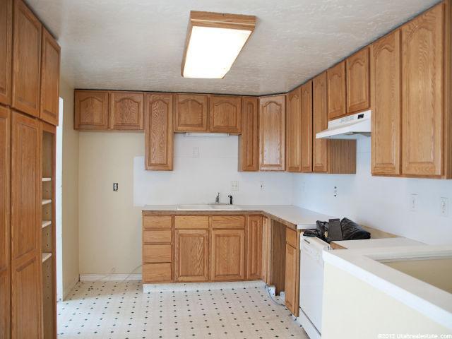 171 S 400 E, Clearfield, UT 84015 — photo 6