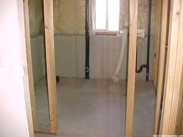 5337 S 4200 W, Roy, UT 84067 — photo 12