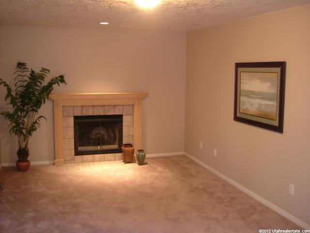 319 W 1375 N, Centerville, UT 84014 — photo 5