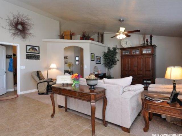 589 W 25 N, Clearfield, UT 84015 — photo 6