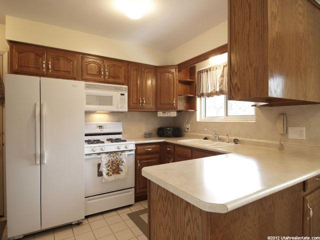 243 E 2200 S, Bountiful, UT 84010 — photo 8
