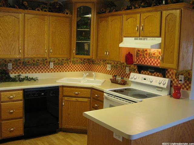 460 W 225 S, Providence, UT 84332 — photo 4