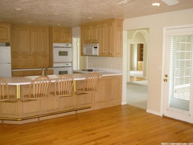 3261 E Twin Peaks Dr, Layton, UT 84040 — photo 5