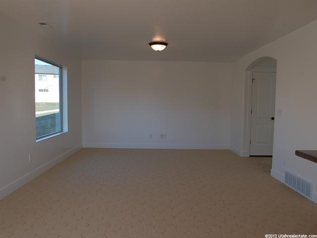 4 N Arnold Dr, Layton, UT 84041 — photo 4