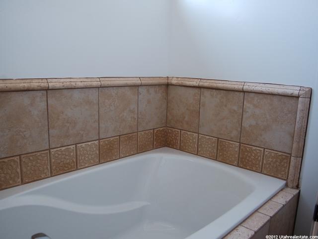 4 N Arnold Dr, Layton, UT 84041 — photo 8