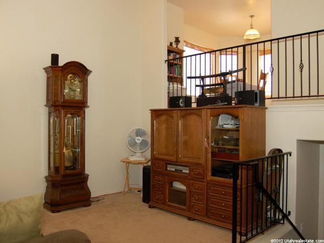 1312 N 2530 W, Clinton, UT 84015 — photo 2