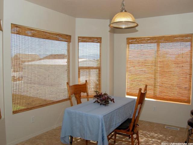 1312 N 2530 W, Clinton, UT 84015 — photo 5